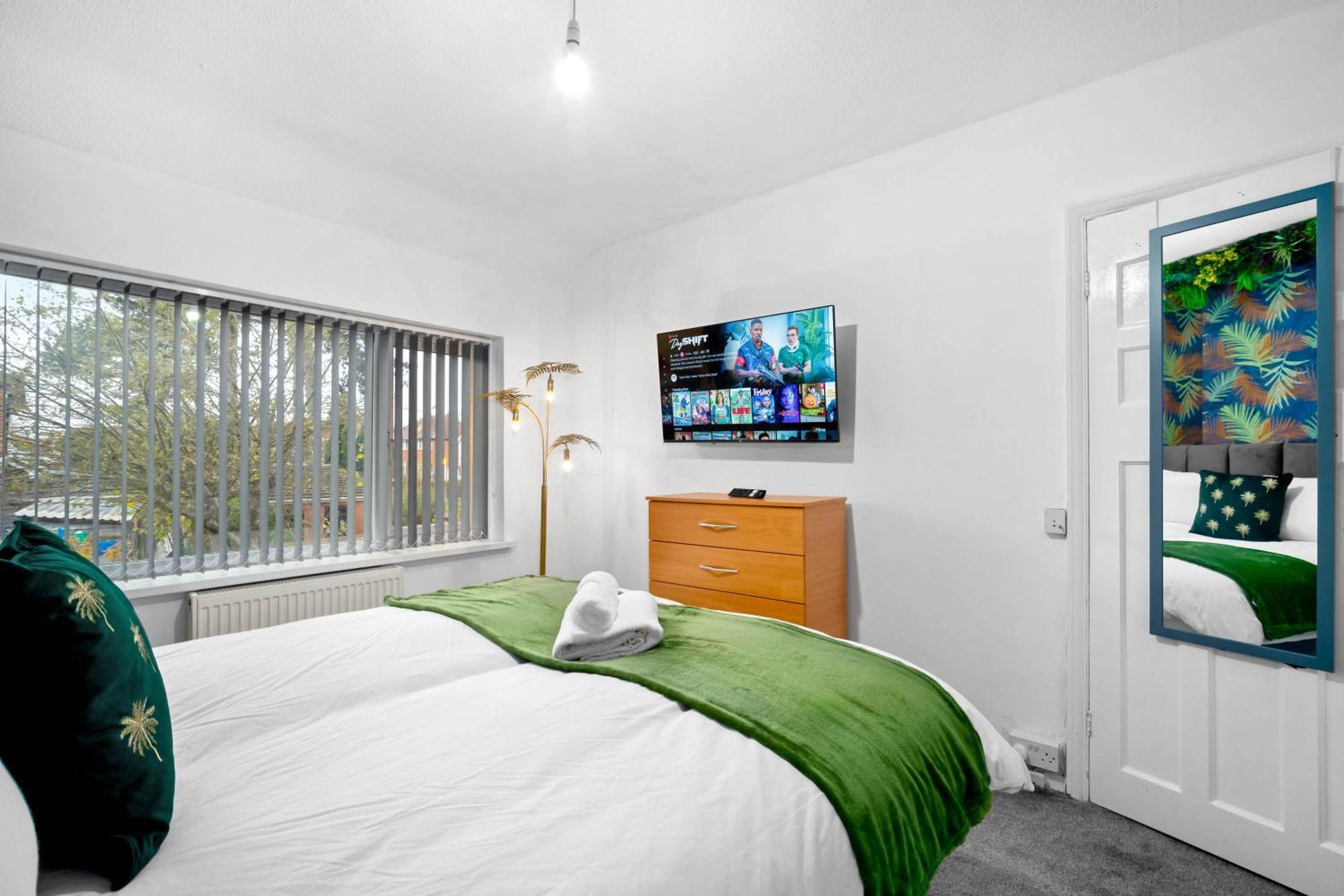 Modern 18 Guest Large Home In Solihull - Near Nec, Jlr, Hs2 And Bhx Birmingham Zewnętrze zdjęcie